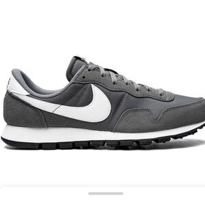 NWT Nike Air Pegasus 83